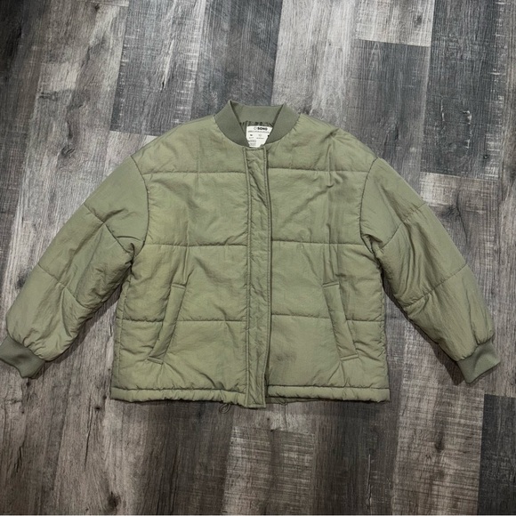 Ci Sono Women’s Sage Green Bomber Jacket, EUC - Picture 3 of 15